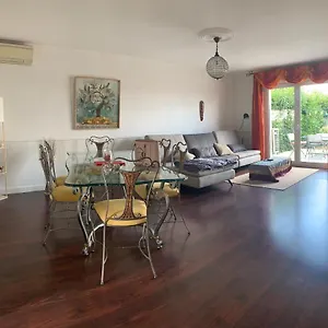  Hébergement de vacances Maison Standing